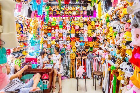 做小生意賺大錢 實拍遍布中國城市的義烏小商品批發(fā)市場，探秘日用品銷售財富密碼